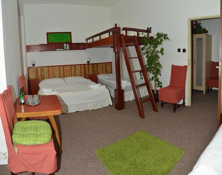 Pension Alfa & Whisky Pub Tabor Zewnętrze zdjęcie